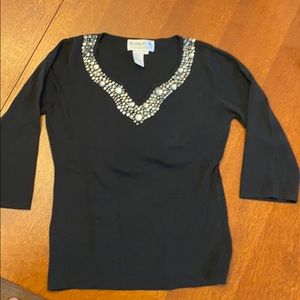 RHINESTONE COLAR SWEATER